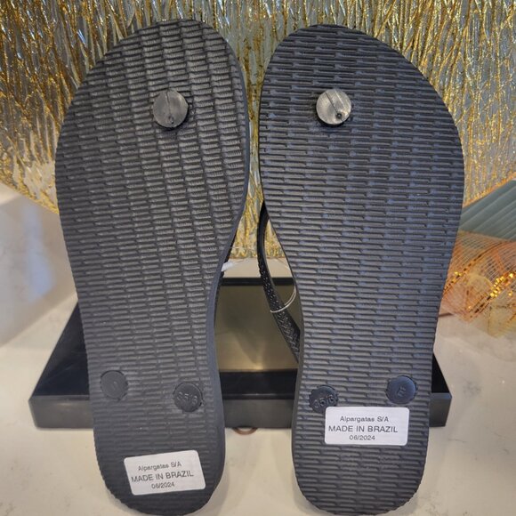 Havaianas x Disney Minnie Mouse Flip-Flops – Women’s Size 6 – NWT - Picture 4 of 8